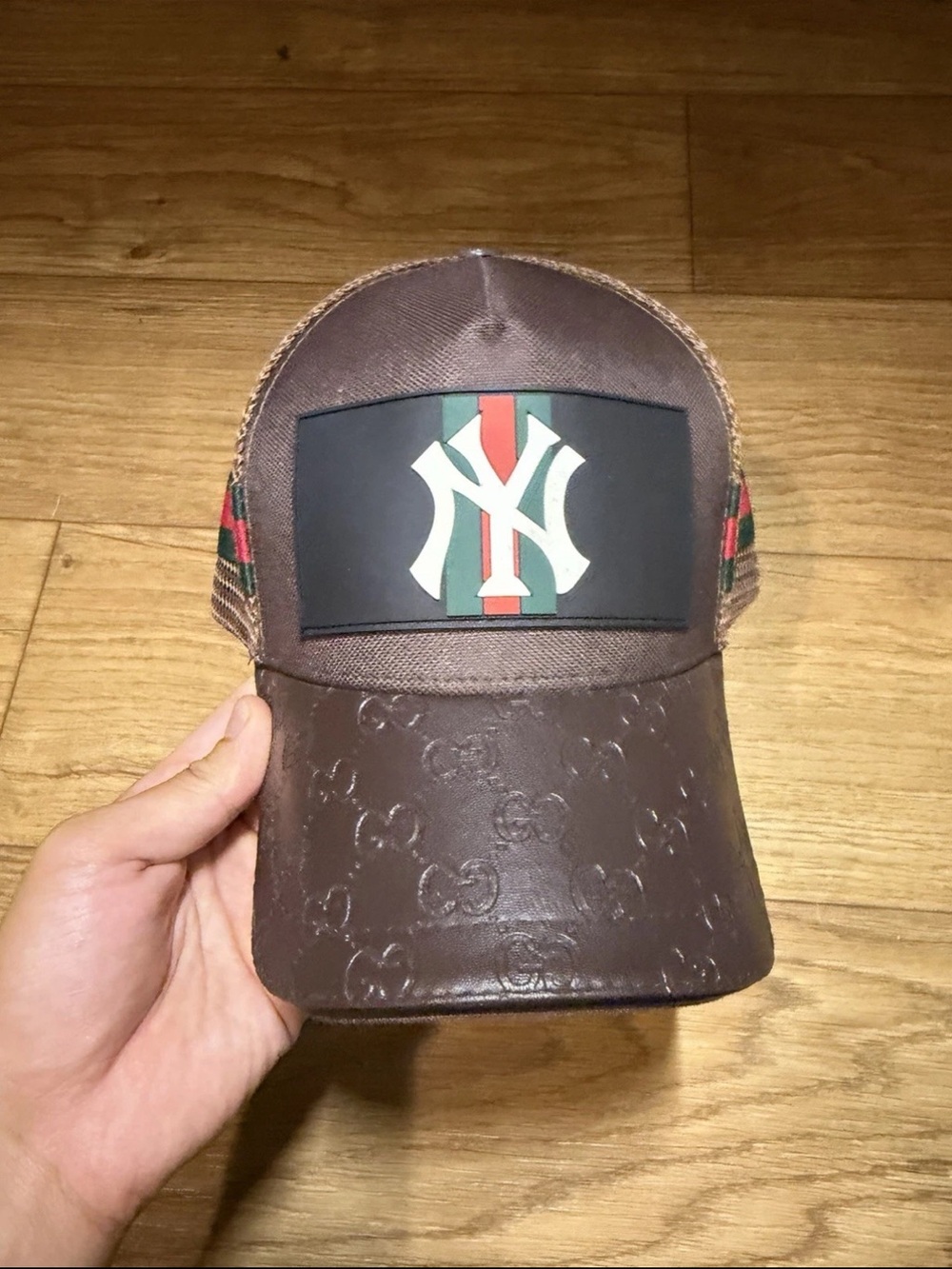 Gucci Brown NY Logo Baseball Cap with Green-Red Stripe